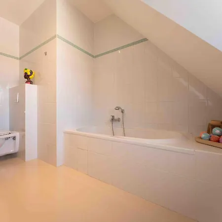 Sunny Duplex In Center Knokke-Heist